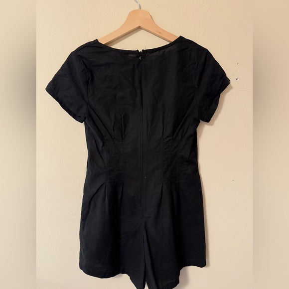 Princess Polly black button front romper Size 4 - Picture 8 of 8